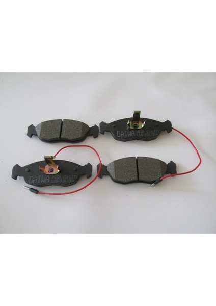 Peugeot 306- Sd/hb- 00/01; Ön Fren Balatası (2 Kablolu)(Disk) (141,4X47,5X16/140,2X47,9X16) (Bramax) fiyatları