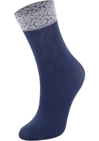 Kabartma Desenli Bayan Soket Çorabı