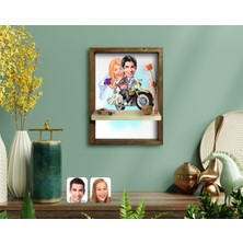 BK Kişiye Özel Evleniyoruz Karikatürlü Doğal Masif Ahşap Çerçeveli Tablo Duvar Rafı-8