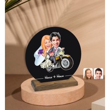 BK Kişiye Özel Evleniyoruz Karikatürlü Yuvarlak Ahşap Biblo-8