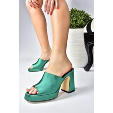 Fox Shoes Yeşil Saten Kumaş Kalın Topuklu Kadın Terlik M570021204