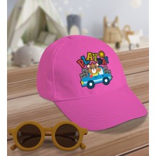 Bk Kids Play Day Tasarımlı Pembe Cotton Çocuk Şapkası ve Sarı Çocuk Güneş Gözlüğü Hediye Seti