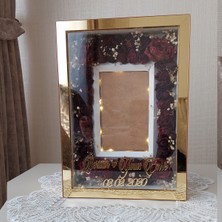 Verda Çerçeve 
21 x 30 cm Gold Pleksili Yeni Moda Tasarım Gül Kutusu Anı Çerçevesi! Ayna Çerçeve Hkm Ticaret