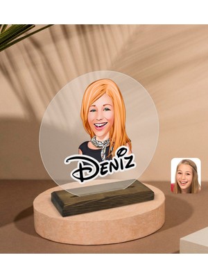 BK Kişiye Özel Kadın Karikatürlü Yuvarlak Ahşap Standlı Biblo-75
