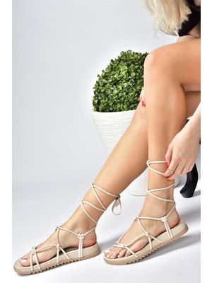 Fox Shoes Bej Bağlama Detaylı Kadın Sandalet M705143909