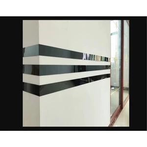 Üçler Plastik Duvar Çıtası Kendinden Yapışkanlı 3 cm Siyah 1 Rulo (10 Mt) 3 cm Siyah