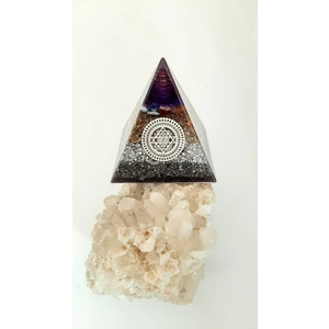 Orgonit Dünyası Orgonit Piramit Sri Yantra Ganslı ve 7 Çakra Taşlı