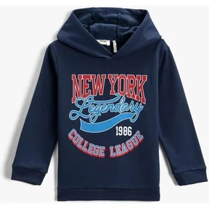 Kapüşonlu Sweatshirt Baskılı