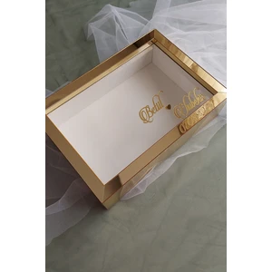 Verda Çerçeve 
21 x 30 cm Gold Pleksi Kaplı! Derin Anı Çerçevesi! Gül Anı Çerçevesi Gül Kutusu