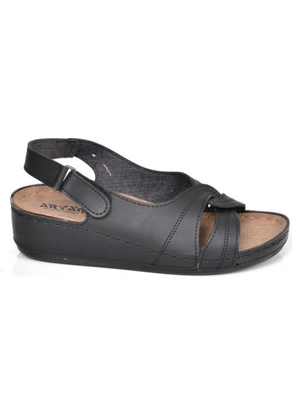 09-192 Orto Pedik Bayan Günlük Sandalet