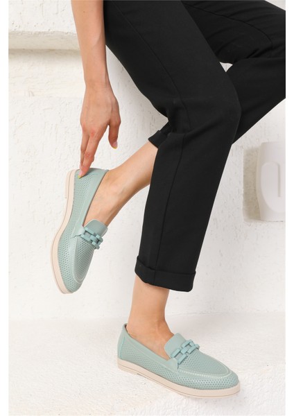 Shoes Kadın Yeşil Zincir Detaylı Günlük Ayakkabı fırsatları