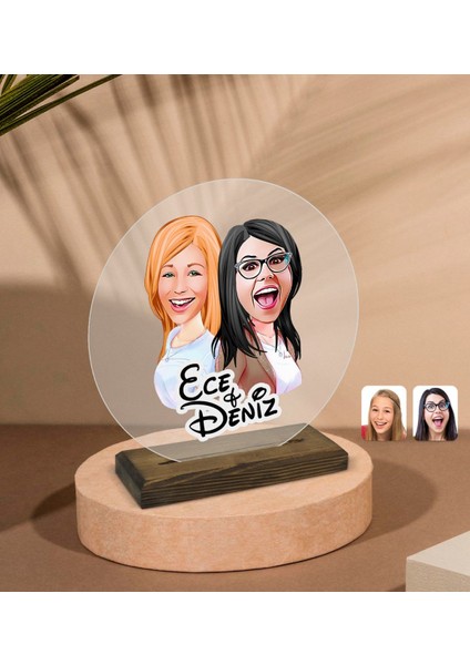 Kişiye Özel Kız Kardeşler Karikatürlü Yuvarlak Ahşap Standlı Biblo-11 fiyatları