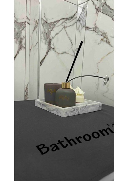 Bathroom Basklı Gri Çamaşır Makine Örtüsü