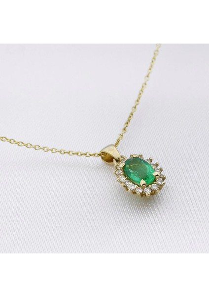 0.12 Karat Pırlanta, 0.45 Karat Oval Zümrüt Kolye indirimleri