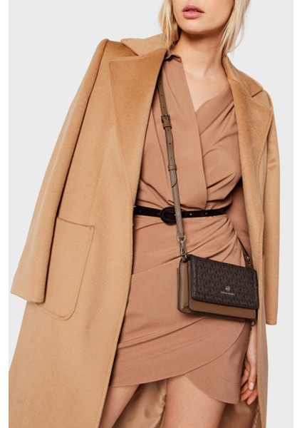 Logolu Ayarlanabilir ve Çıkarılabilir Askılı Jet Set Çanta Bayan Çanta 32S1GT9C2B 252 fiyatları