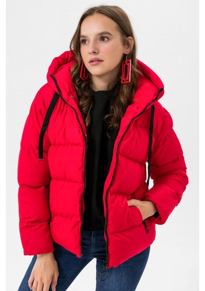 Kadın Jel Dolgu Kapüşon Detaylı Şişme Mont