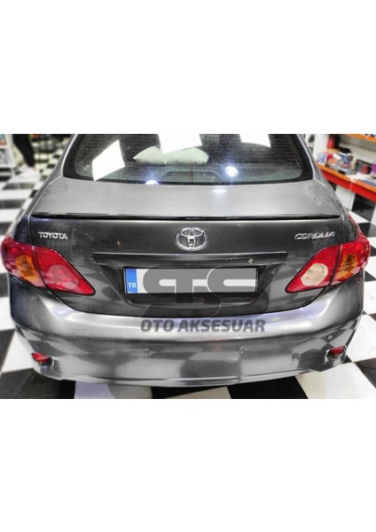 Toyota Corolla 2007 - 2011 Bagaj Üstü Slim Spoiler Parlak Siyah modelleri