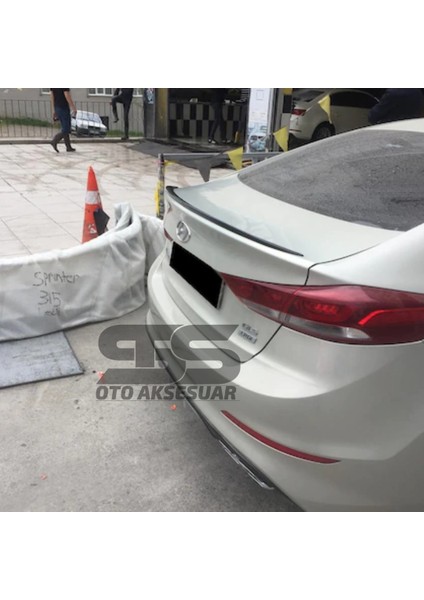 Hyundai Elantra 2012-2017 Bagaj Üstü Spoiler Bagaj Çıtası Piano Black