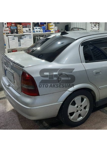 Opel Astra G Bagaj Üstü Spoiler Bagaj Çıtası Piano Black