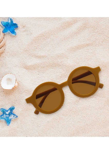 Kids Summer Vibes Tasarımlı Beyaz Cotton Çocuk Şapkası ve Sarı Çocuk Güneş Gözlüğü Hediye Seti modelleri