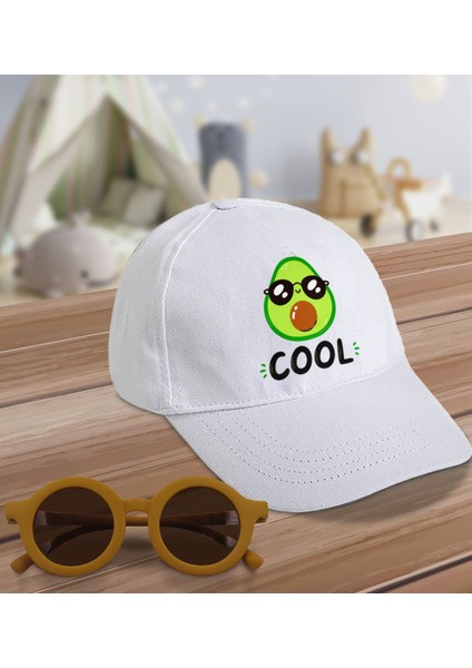 Kids Cool Tasarımlı Beyaz Cotton Çocuk Şapkası ve Sarı Çocuk Güneş Gözlüğü Hediye Seti