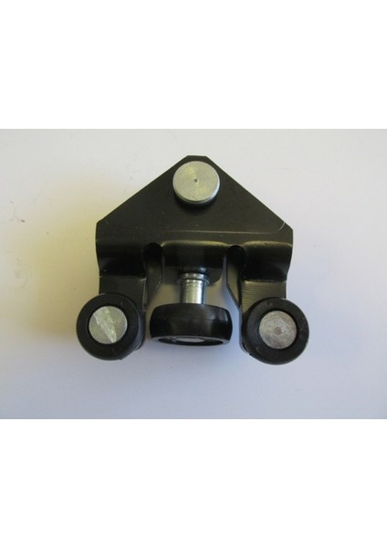1997 - 2003 Renault Master Sürgülü Kapı Alt Ray Bağlantısı Sağ Oem No: 8200080754