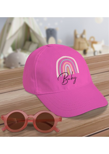 Kids Baby Tasarımlı Pembe Cotton Çocuk Şapkası ve Pembe Çocuk Güneş Gözlüğü Hediye Seti