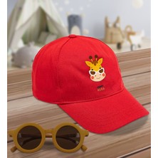 BK Kids Super Hero Tasarımlı Kırmızı Cotton Çocuk Şapkası ve Sarı Çocuk Güneş Gözlüğü Hediye Seti