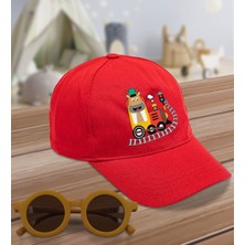 BK Kids Sevimli Zürafa Tasarımlı Kırmızı Cotton Çocuk Şapkası ve Sarı Çocuk Güneş Gözlüğü Hediye Seti