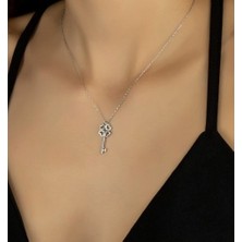 MONAROZA  Anahtar 925 Ayar Gümüş Kolye