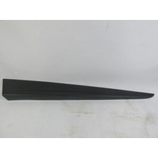 TŞT 2013 - 2016 Renault Clio Hb Ön Kapı Bandı Sağ (Nikelaj Takılmayağ Tip) (Oem NO:801865598R)