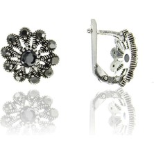 Doğan Silver Doğan Silverkadın Gümüş Markazit ve Onix Taşlı Çiçek Modeli Küpe DGN20450