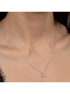 Gumush Swarovski Taşlı Gümüş Tektaş Bayan Kolye