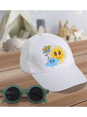 BK Kids Happy Day Tasarımlı Beyaz Cotton Çocuk Şapkası ve Yeşil Çocuk Güneş Gözlüğü Hediye Seti