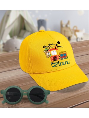 BK Kids Tren Tasarımlı Sarı Cotton Çocuk Şapkası ve Yeşil Çocuk Güneş Gözlüğü Hediye Seti