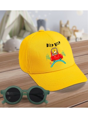 BK Kids Sevimli Aslan Tasarımlı Sarı Cotton Çocuk Şapkası ve Yeşil Çocuk Güneş Gözlüğü Hediye Seti