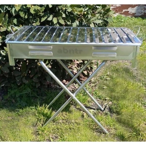 Ayaklı Büyük Mangal 50 cm Kebapçı Tipi Geniş Oluklu Paslanmaz Galvaniz Gövde Krom Köfteci Izgarası