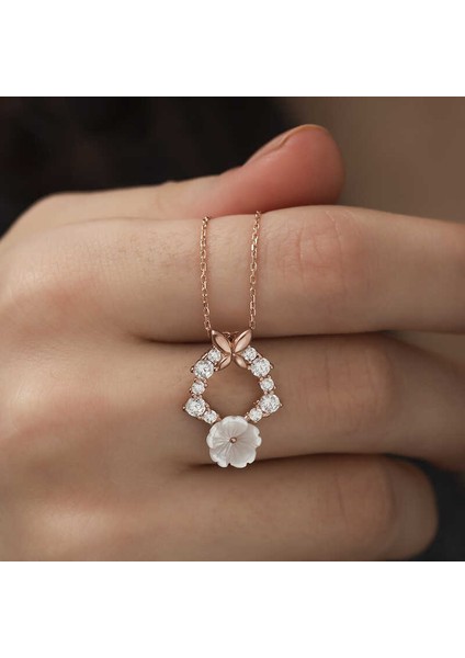 Gümüş Bahar Çiçeği Kolye indirimleri