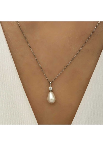 Gümüş Damla Inci Bayan Kolye