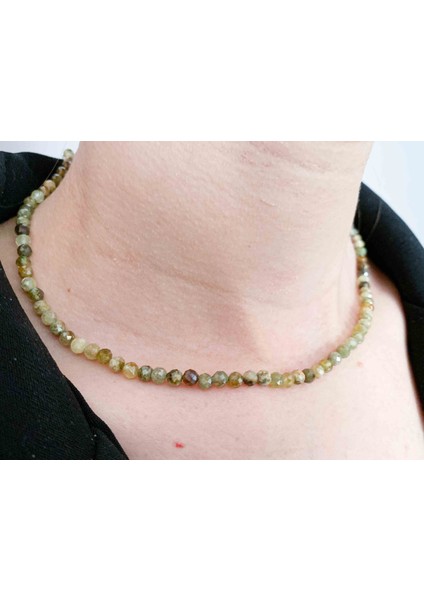 Yeşil Garnet Kolye 4 mm Faset Kesim