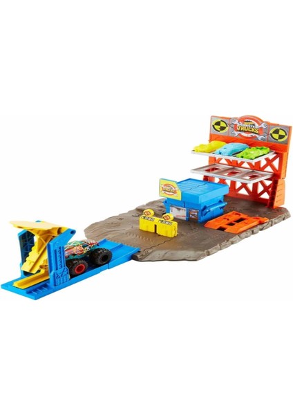 Monster Trucks Patlama Istasyonu Oyun Seti fiyatları