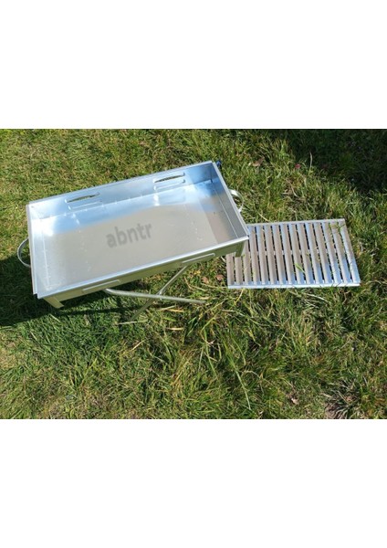Ayaklı Büyük Mangal 50 cm Kebapçı Tipi Geniş Oluklu Paslanmaz Galvaniz Gövde Krom Köfteci Izgarası modelleri