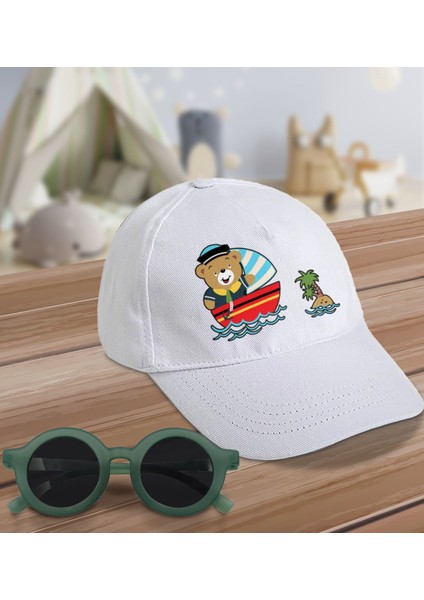 Kids Sevimli Kaptan Tasarımlı Beyaz Cotton Çocuk Şapkası ve Yeşil Çocuk Güneş Gözlüğü Hediye Seti-2