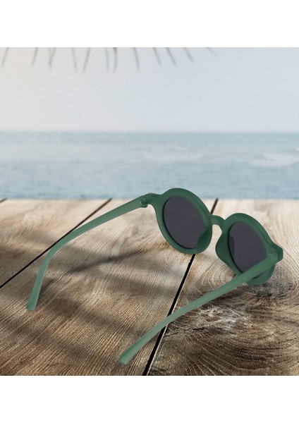 Kids Hello Summer Tasarımlı Beyaz Cotton Çocuk Şapkası ve Yeşil Çocuk Güneş Gözlüğü Hediye Seti fırsatları