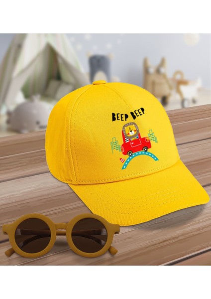 Kids Sevimli Aslan Tasarımlı Sarı Cotton Çocuk Şapkası ve Sarı Çocuk Güneş Gözlüğü Hediye Seti