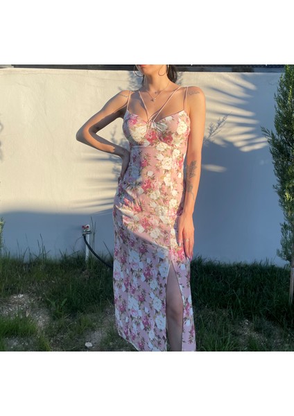 Ön Çapraz Çiçekli Pembe Elbise