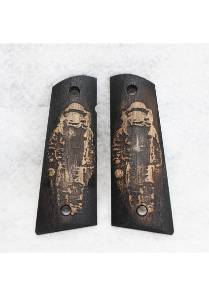 Colt 1911 Kabartma Astronot Figür Kabze T91