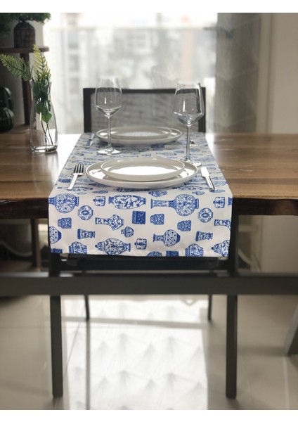 Blue Blank Desenli Kare Runner Örtü