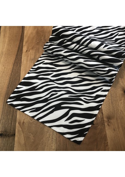 Zebra Desenli Kare Runner Örtü fiyatları