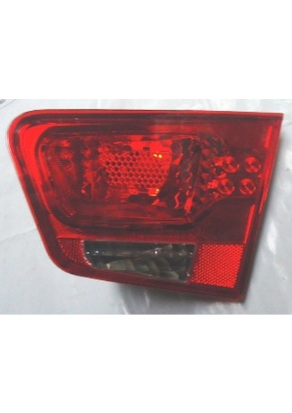 2010 - 2011 Kia Cerato Iç Stop Lambası Sağ Kırmızı - Beyaz (Famella) (Oem NO:924041M010)